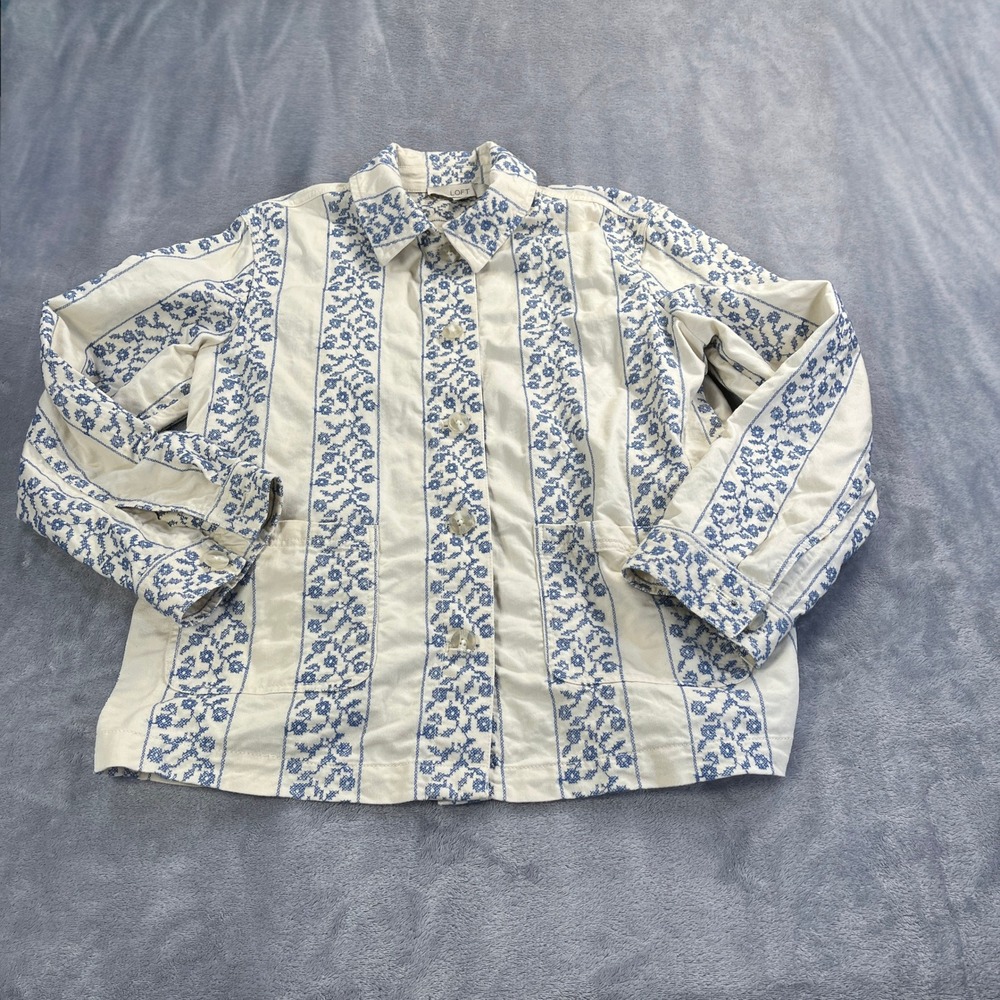 LOFT Embroidered Floral Utility Jacket Womens Medium Cream Blue Cotton Excellent - Picture 3 of 11